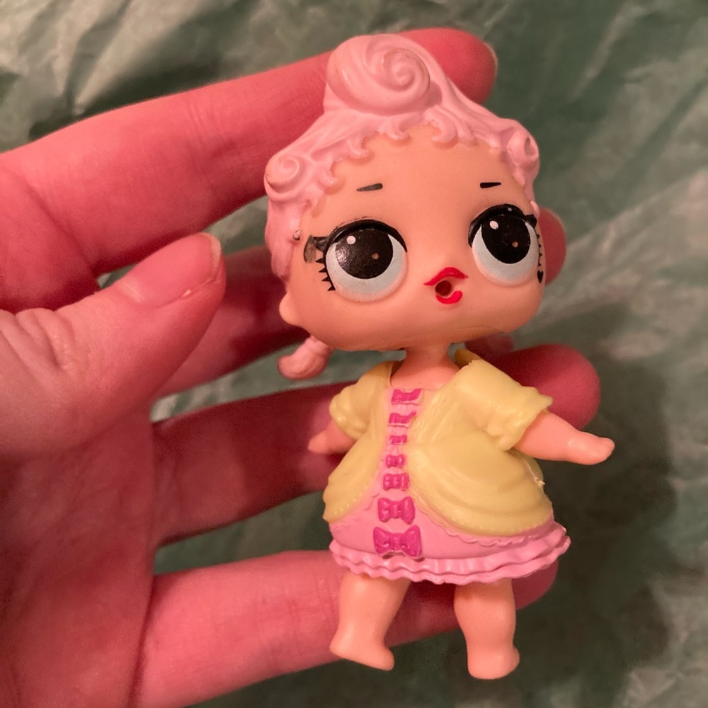 B1G2 - Royal Highney LOL Surprise Doll Tot - Buy 1, Get 2 FREE